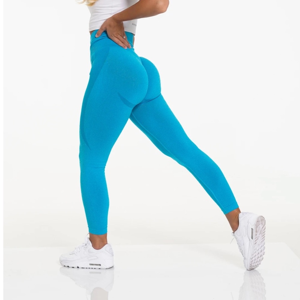 NWOT NVGTN Caribbean Contour Seamless Leggings